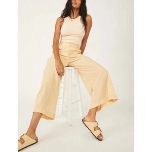 Free People Menorca Cropped Beige High-Rise Pants‎ Women's Size 6 NWT